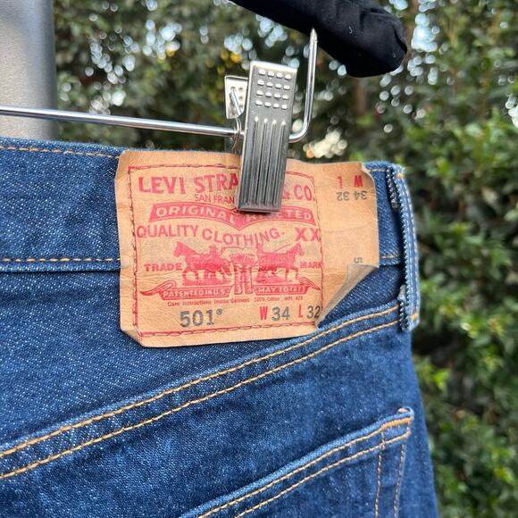 Levi’s 501 Buttonfly Blue Jeans Men’s 34 x 32 - Picture 4 of 9